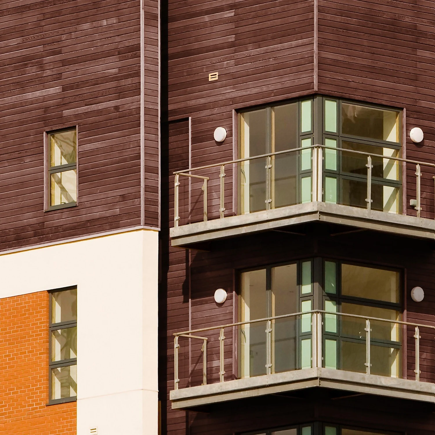 Sadolin Classic All Purpose Woodstain Teak - 2.5L 12 Sadolin Classic All Purpose Woodstain Teak - 2.5L - Image 10