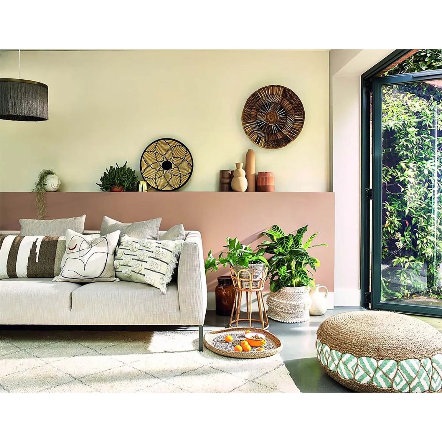 Dulux Matt Emulsion Paint Summer Linen - 5L 4 Dulux Matt Emulsion Paint Summer Linen - 5L - Image 2