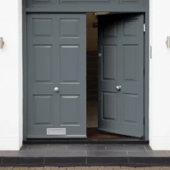 Sandtex® 10 Year Satin Paint Seclusion - 2.5L 11 Sandtex® 10 Year Satin Paint Seclusion - 2.5L -Wood Care Store 12823610 2164871823096846