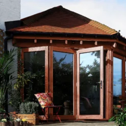 Sadolin Extra Durable Woodstain Redwood - 2.5L -Wood Care Store 12832887 2734951406596266