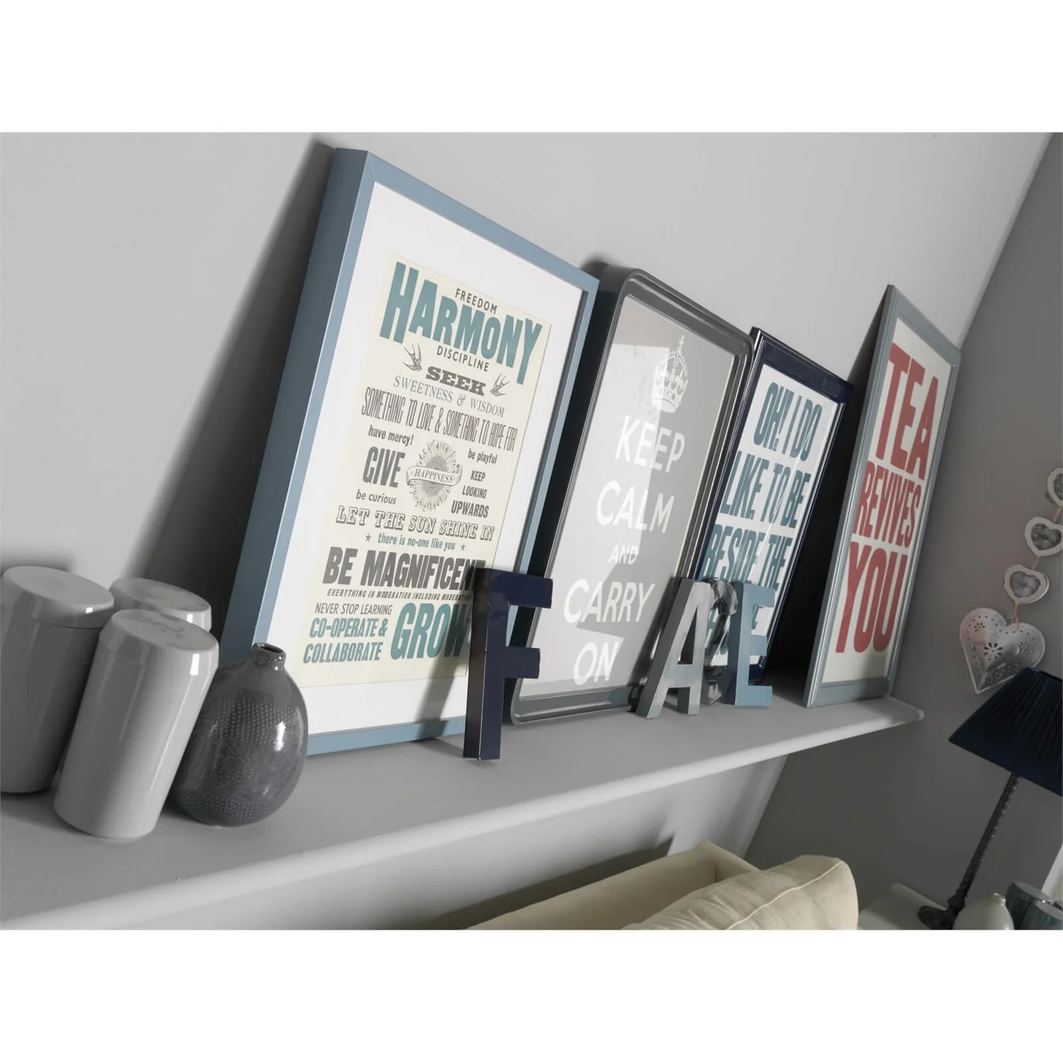 Rust-Oleum Gloss Spray Paint - Winter Grey - 400ml 4 Rust-Oleum Gloss Spray Paint - Winter Grey - 400ml - Image 2