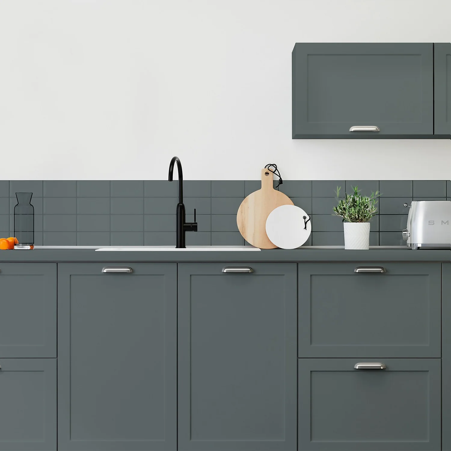 Maison Deco Refresh Kitchen Cupboards, Worktops & Splashbacks Paint Graphite - 750ml 5 Maison Deco Refresh Kitchen Cupboards, Worktops & Splashbacks Paint Graphite - 750ml - Image 3