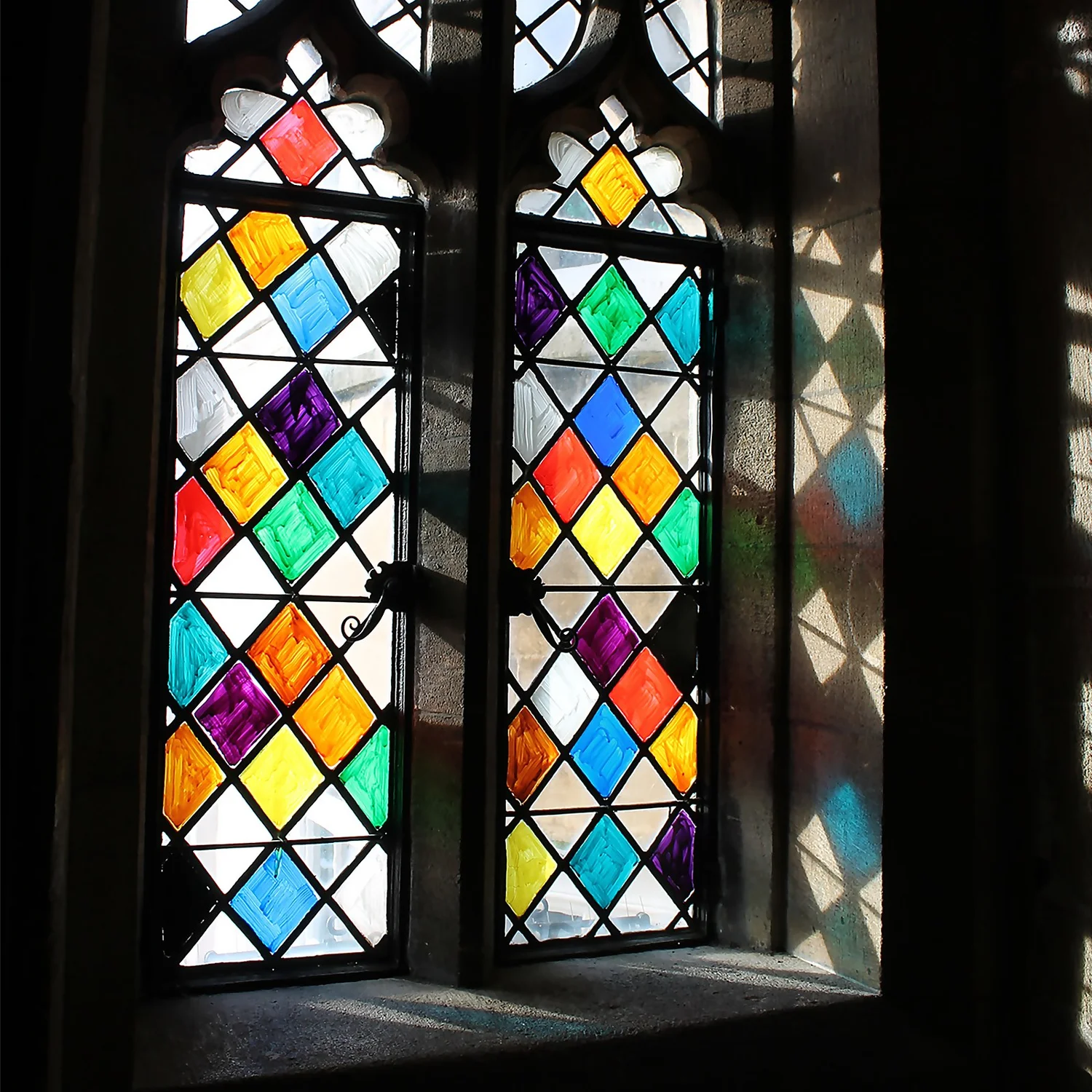 Thorndown Peregrine Blue Peelable Glass Paint 150ml 4 Thorndown Peregrine Blue Peelable Glass Paint 150ml - Image 2